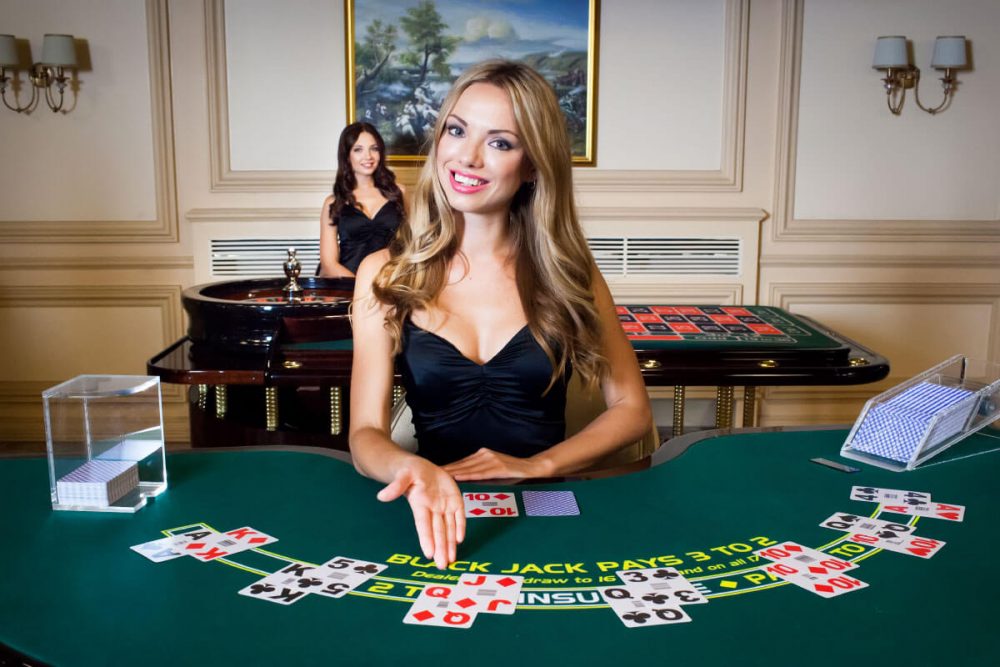 Các trò chơi đánh bài casino trực tuyến có thể kiếm tiền hiện đang đứng đầu danh sách. (Hình 2) Giới thiệu lại sòng bạc trực tiếp EMPIRE777