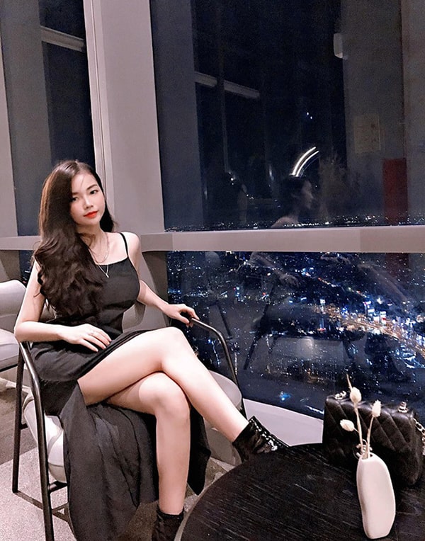 Busty cô gái nóng bỏng lên đến 108cm [SIÊU HOT]