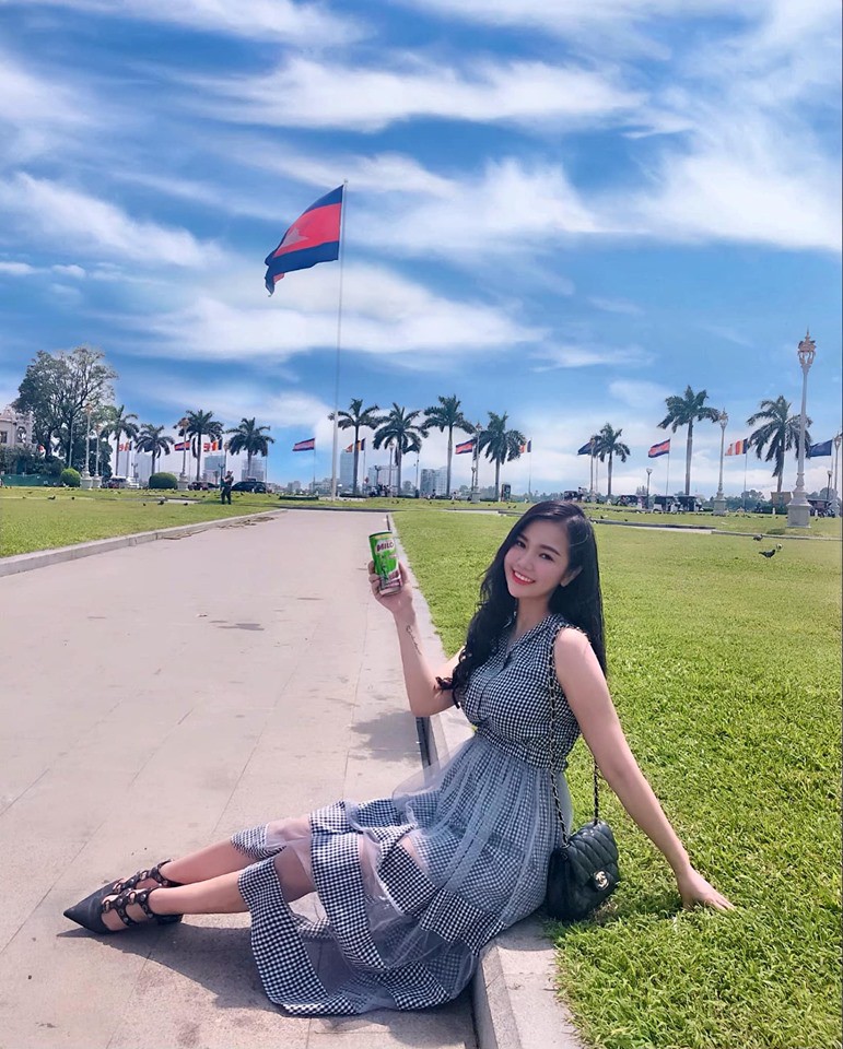Busty cô gái nóng bỏng lên đến 108cm [SIÊU HOT]