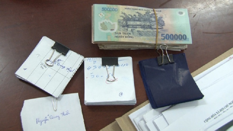 vật chứng bị thu hồi