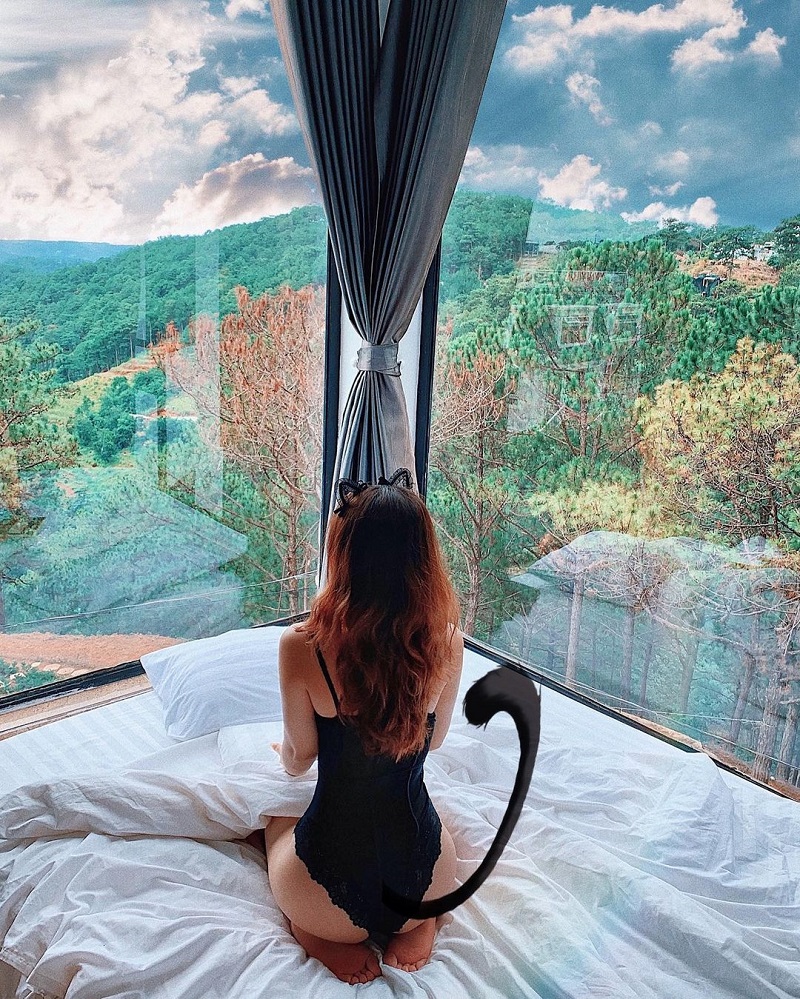 Nhật Ti khoe ảnh mặc bikini