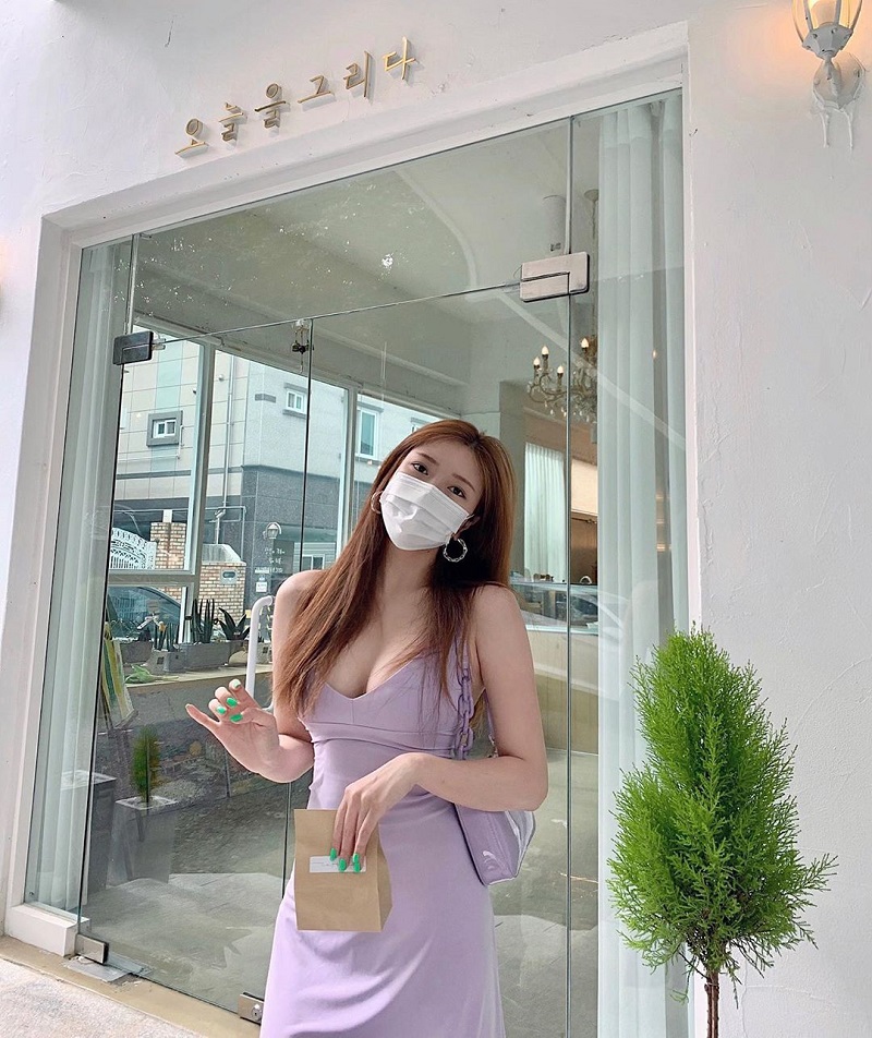 Gái xinh ngực khủng eo thon Choi Somi
