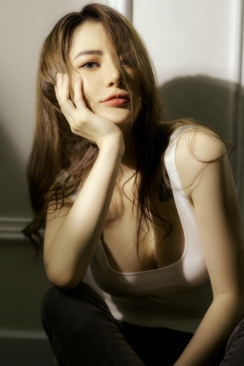 Bảo Yến đăng album ảnh sexy mới nhất