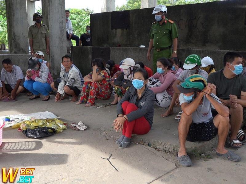 Phá dỡ nhà cờ bạc trong thời kỳ dịch bệnh