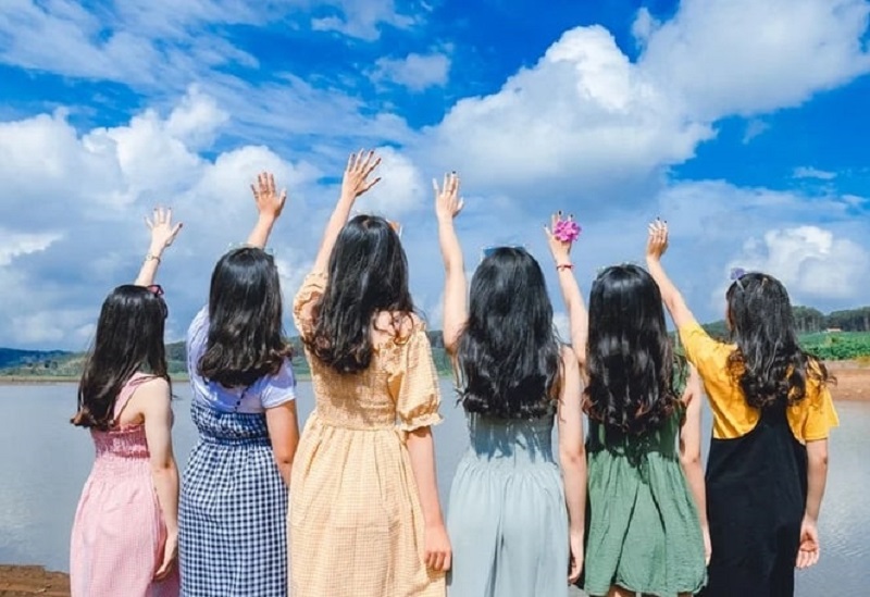 Tại sao bạn học cũ lại nằm mơ?