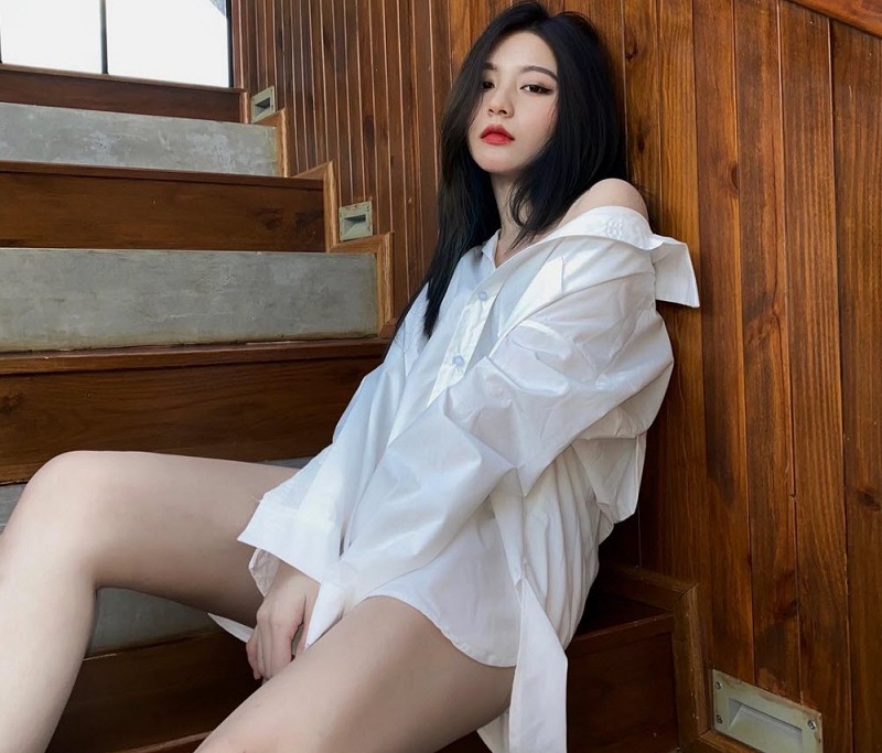 Hot girl Bau Krysie khoe dáng