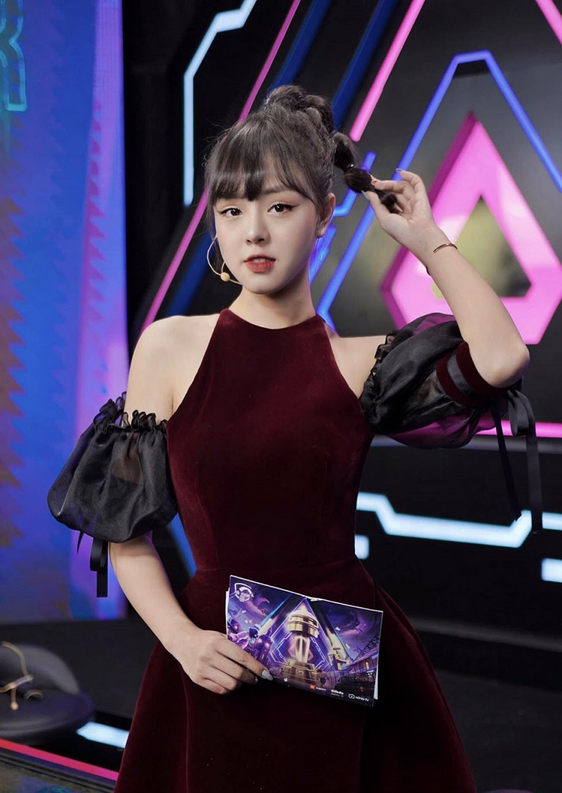  Người dẫn chương trình trẻ đẹp trai Ngô Tạo Trang
