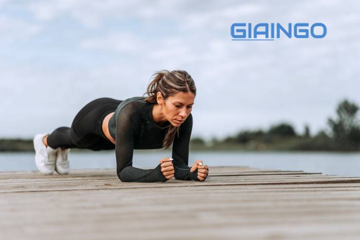 1 phút plank tương đương với bao nhiêu lần squat? Lợi ích của Plank Plank là gì?
