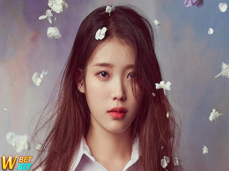 người đẹp Lee Ji Eun
