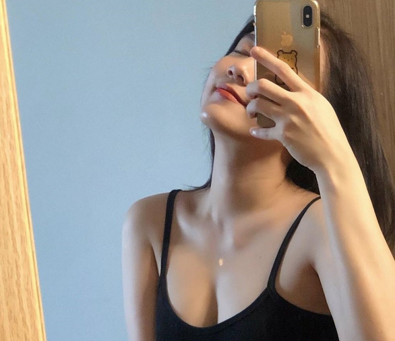 hình ảnh xinh đẹp của Emma Nhat Khan