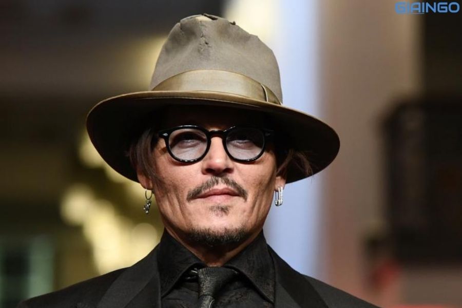 Johnny Depp là ai? Cuộc hôn nhân ồn ào với vợ trẻ không có hồi kết? Tiểu sử của Johnny Depp