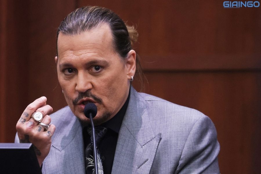 Johnny Depp là ai? Cuộc hôn nhân ồn ào với vợ trẻ không có hồi kết? Johnny Depp ly hôn với Amber Heard
