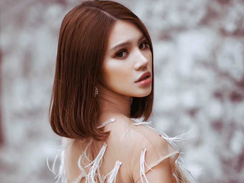 Jolie Nguyễn xinh đẹp