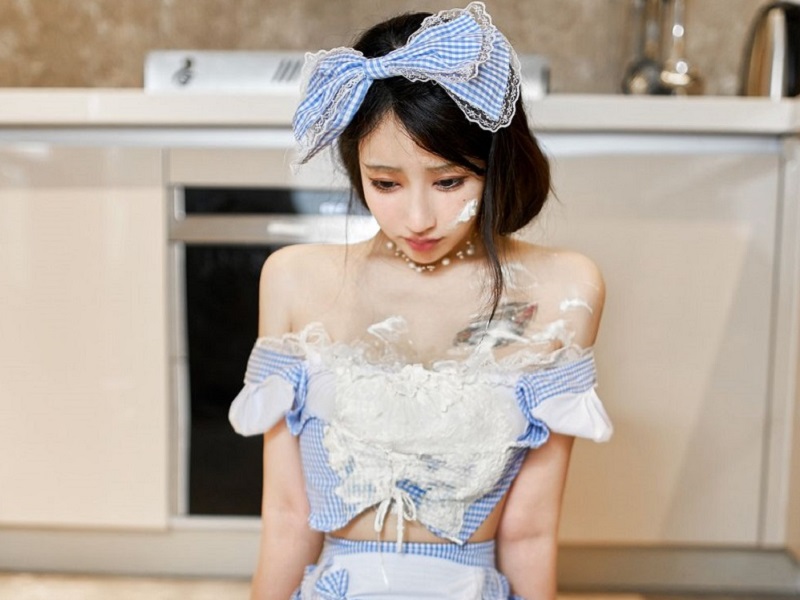 Người đẹp Lin Zi Xin