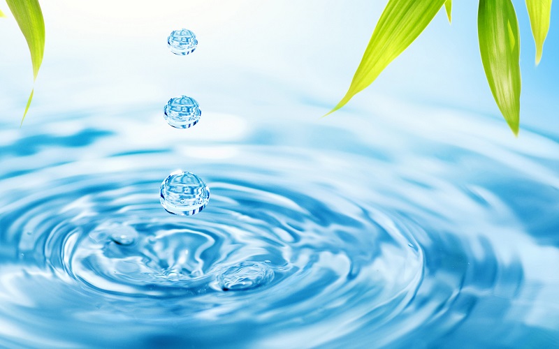 Nằm mơ thấy nước mưa tràn vào nhà
