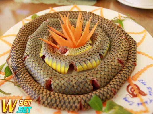 giấc mơ thấy ăn thịt rắn