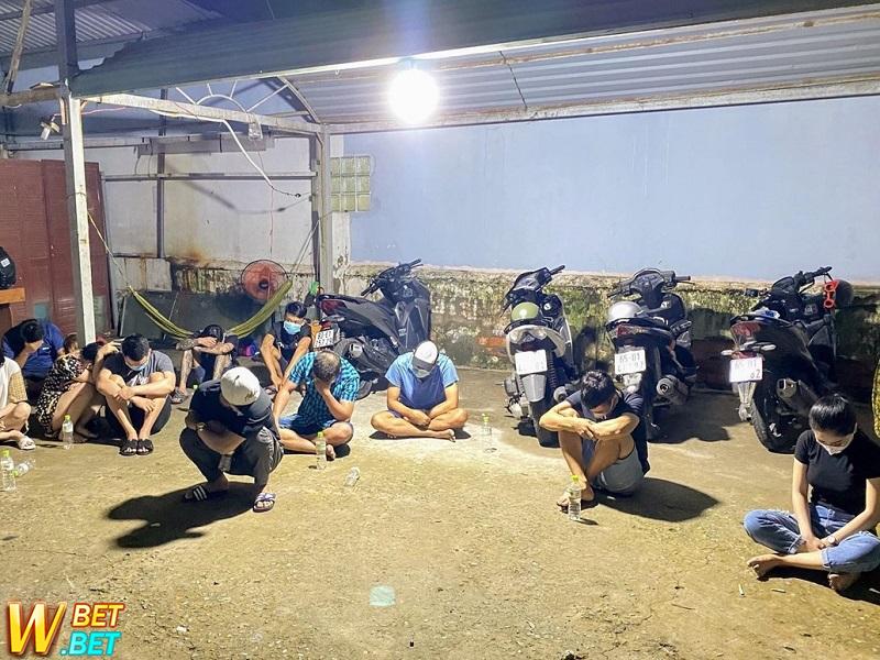 Cần Thơ: Bắt 2 đối tượng cầm đầu băng nhóm đánh bạc