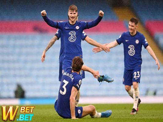 Chelsea mơ đánh bại Man City