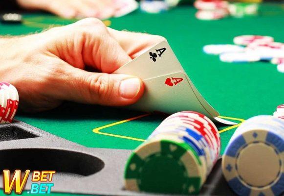 Kiếm tiền poker