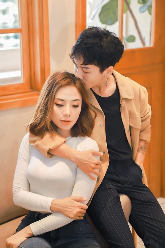 Miko Lan Chin là ai?