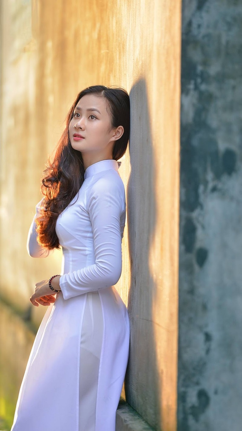 cô gái xinh đẹp trong aozai 