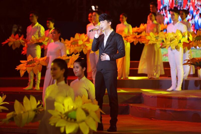 Nathan Lee là ai? Tiểu sử Ca sĩ Nathan Lee Nathan Lee là ai?