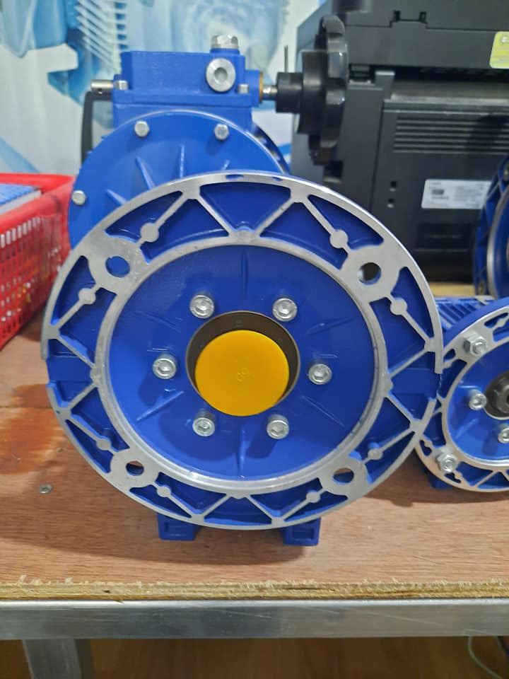 Động cơ bánh răng là gì? Những ứng dụng nổi bật của động cơ hộp số là gì? Nguyên lý hoạt động của động cơ bánh răng