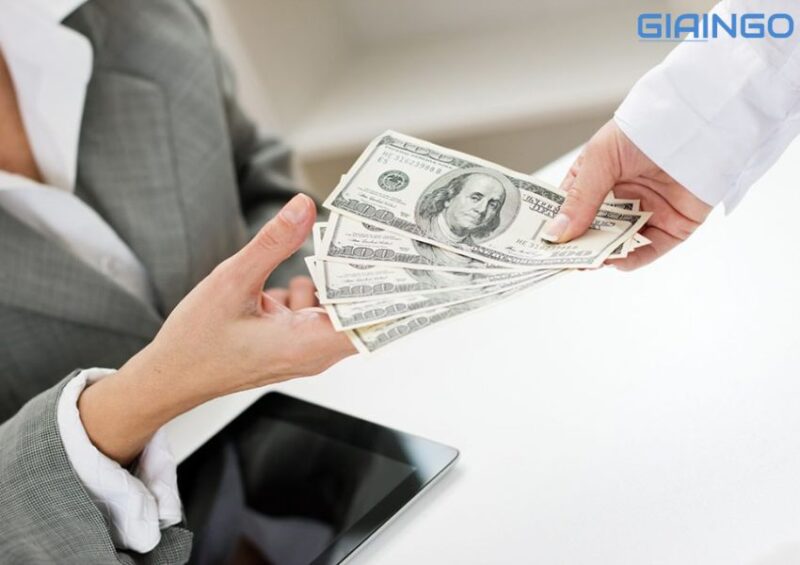Một mối quan hệ được trả tiền theo nghĩa thông thường là gì?