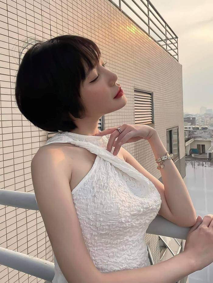 Tóc ngắn