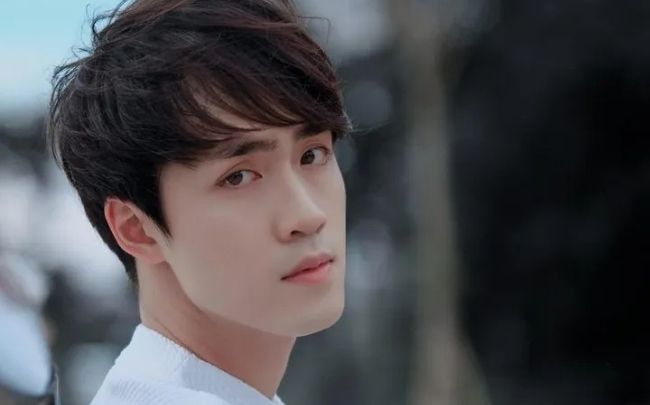 My man Wu Thin thuộc The Wings