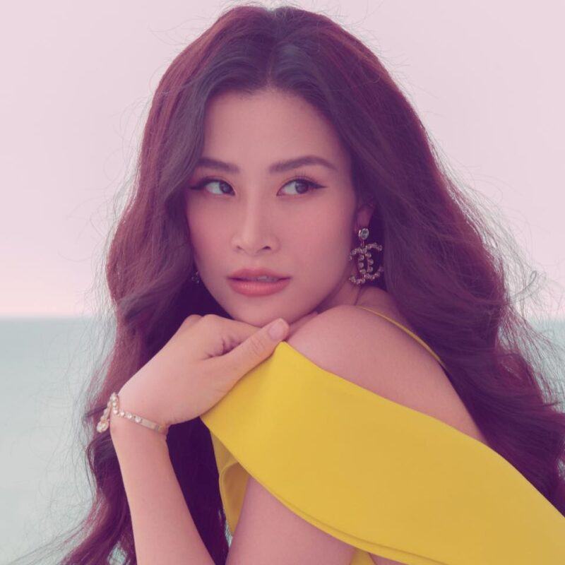 Đông Nhi là ai? Tiểu sử, sự nghiệp và cuộc sống cá nhân của một ca sĩ tài năng Đông Nhi là ai?